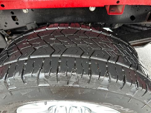 Used 2021 Ford F250 XLT image 12