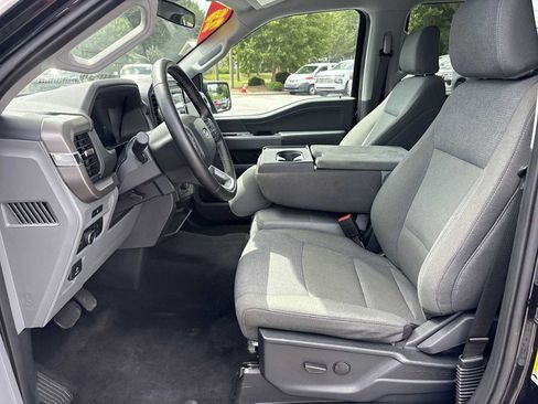Used 2025 Ford F150 XLT w/ Equipment Group 301A Standard AWD/4WD image 17