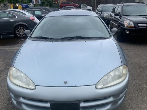 Used 2004 Dodge Intrepid SE image 1