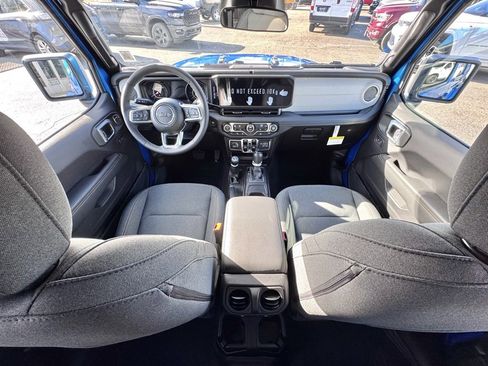 New 2026 Jeep Wrangler Sahara image 22