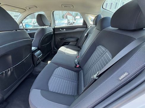 Used 2025 Kia K5 LXS FWD image 24