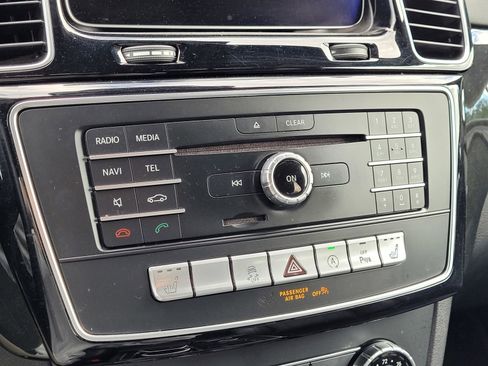 Used 2018 Mercedes-Benz GLS 450 4MATIC image 24