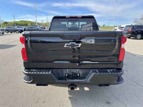 Used 2021 Chevrolet Silverado 1500 RST w/ Redline Edition AWD/4WD image 4