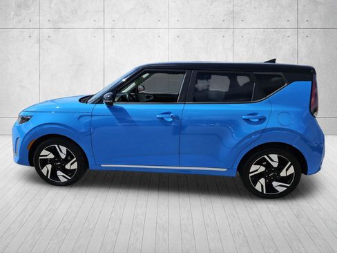 Used 2024 Kia Soul GT-Line FWD image 4