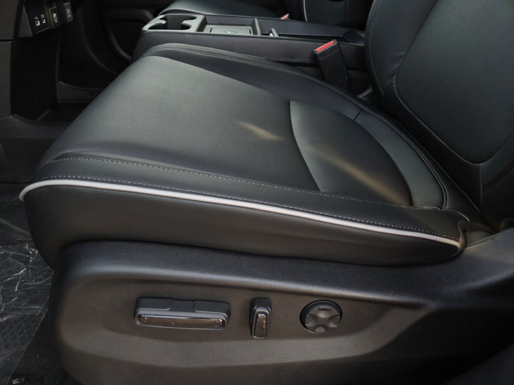 New 2027 Honda Odyssey Touring image 15