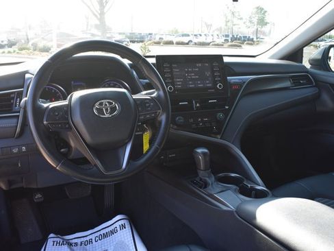 Used 2021 Toyota Camry SE image 17