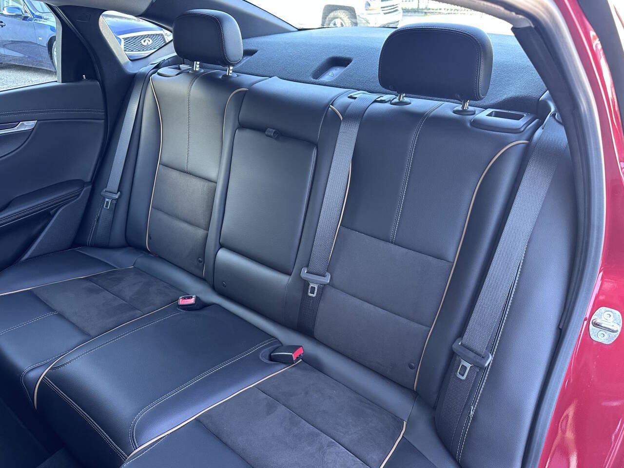 Used 2015 Chevrolet Impala LT w/ Convenience Package FWD image 33