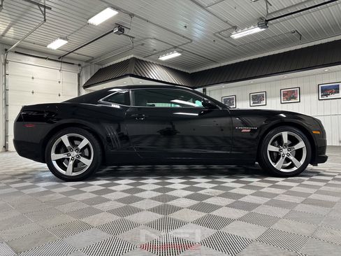 Used 2010 Chevrolet Camaro SS w/ RS Package RWD image 17