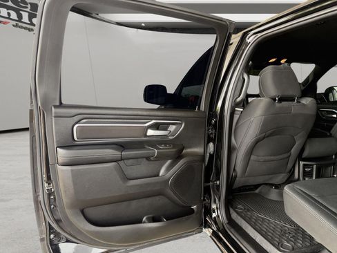 Used 2025 RAM 1500 Big Horn RWD image 7