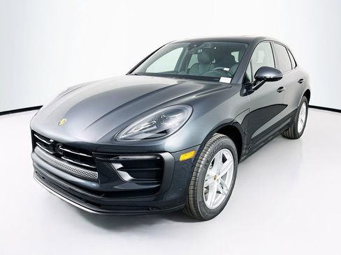 New 2026 Porsche Macan image 1