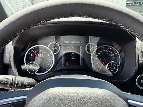 New 2026 RAM 1500 Big Horn w/ Night Edition AWD/4WD image 17