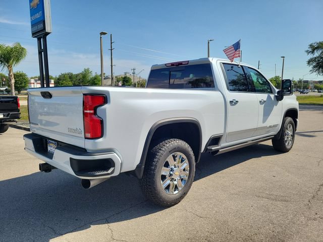 New 2026 Chevrolet Silverado 2500 High Country w/ High Country Premium Package AWD/4WD image 2