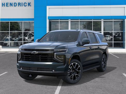 New 2026 Chevrolet Suburban RST image 8