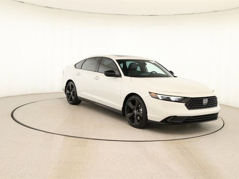 Used 2023 Honda Accord Sport image 10
