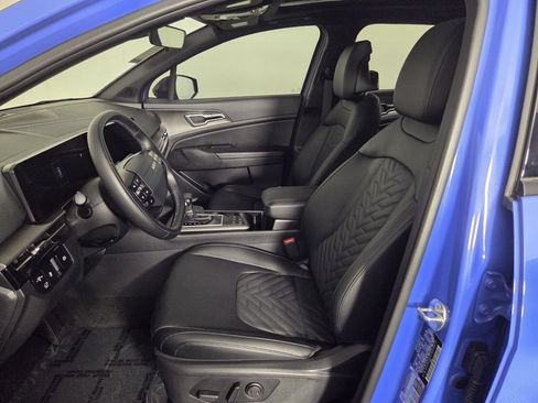 Used 2026 Kia Sportage X-Line w/ X-Line Premium Package AWD/4WD image 8