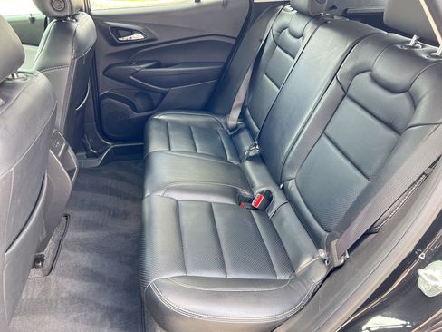 Certified 2024 Chevrolet Trax LT w/ Driver Confidence Package image 14