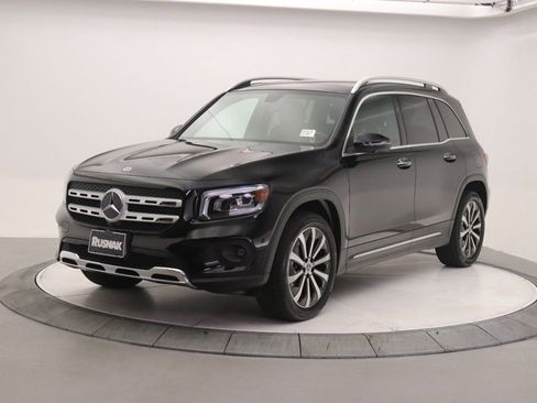 Certified 2023 Mercedes-Benz GLB 250 image 3