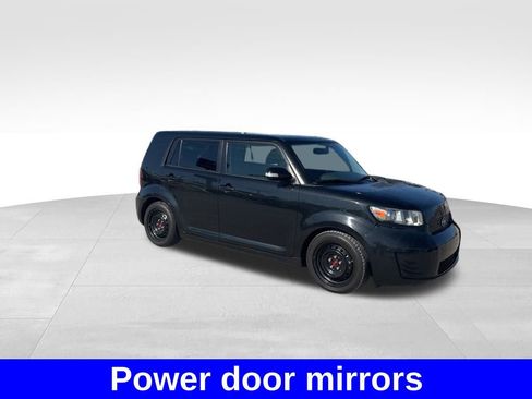 Used 2010 Scion xB image 8