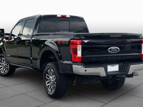 Used 2019 Ford F250 Lariat w/ Lariat Ultimate Package image 11