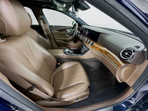Certified 2017 Mercedes-Benz E 300 E 300 image 32