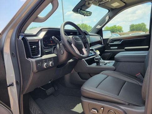 New 2026 GMC Sierra 1500 Denali w/ Denali Reserve Package AWD/4WD image 11