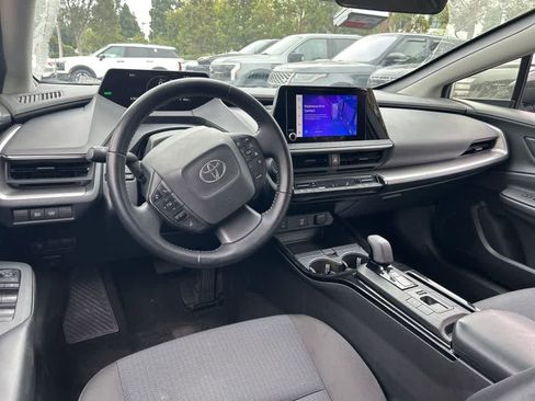 Used 2024 Toyota Prius LE image 7