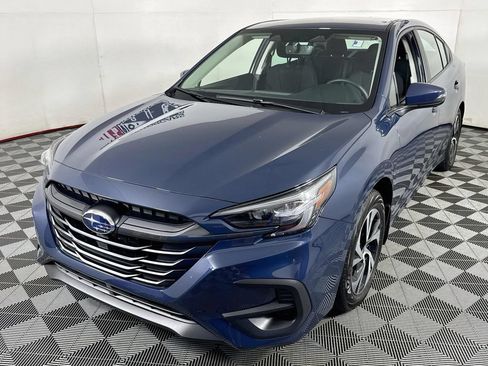 Used 2025 Subaru Legacy Premium AWD/4WD image 3
