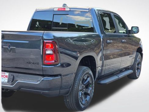 New 2026 RAM 1500 Express AWD/4WD image 40
