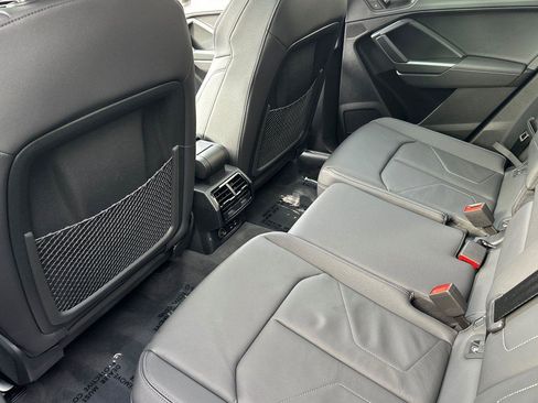 Certified 2025 Audi Q3 2.0T Premium w/ Convenience Package image 12