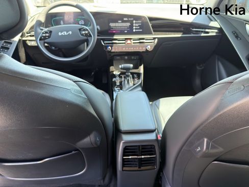 New 2026 Kia Niro EX FWD image 20