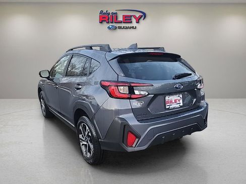 Used 2026 Subaru Crosstrek 2.0i Premium AWD/4WD image 3