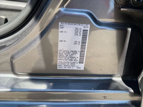 Used 2025 Nissan Altima 2.5 SV image 27