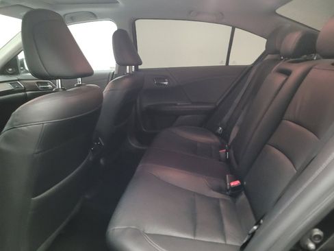 Used 2017 Honda Accord EX-L image 18