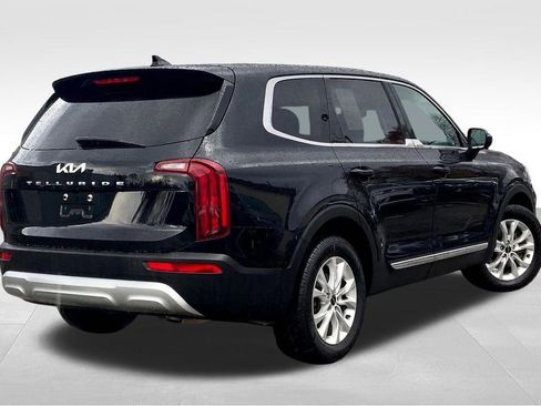 Used 2022 Kia Telluride LX image 13