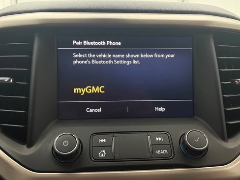 Used 2022 GMC Acadia Denali w/ Denali Ultimate Package FWD image 27
