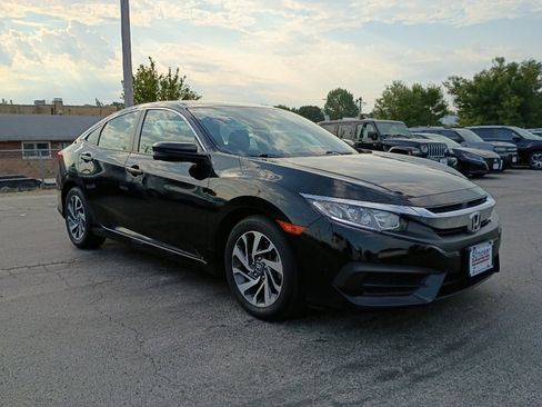 Used 2017 Honda Civic EX image 3