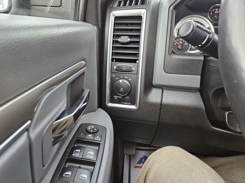 Used 2019 RAM 1500 Big Horn image 14