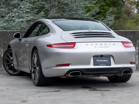 Used 2013 Porsche 911 Carrera RWD image 3