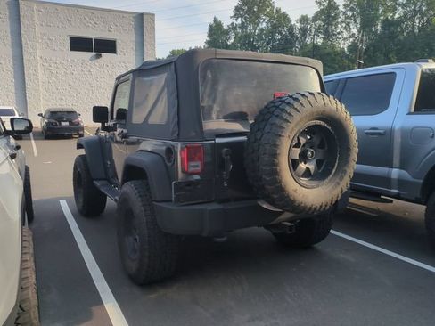 Used 2016 Jeep Wrangler Sport AWD/4WD image 12