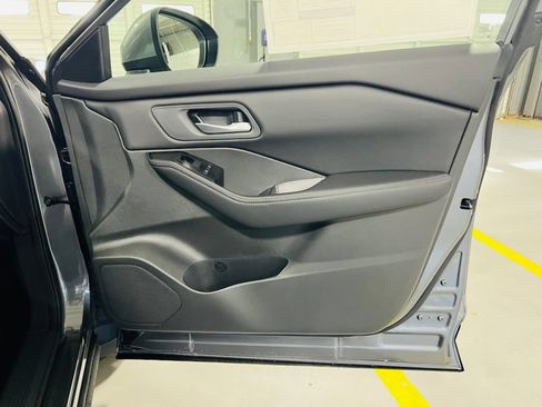 New 2026 Nissan Rogue SV FWD image 31