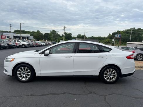 Used 2016 Ford Fusion S FWD image 4