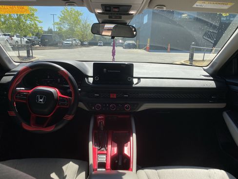 Used 2023 Honda Accord EX image 25