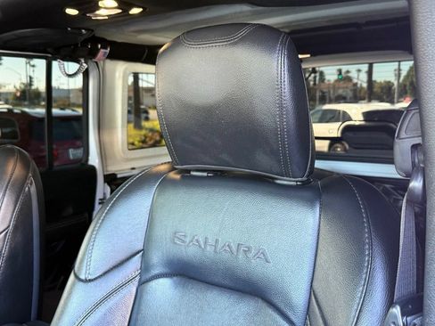 Used 2021 Jeep Wrangler Unlimited Sahara AWD/4WD image 2