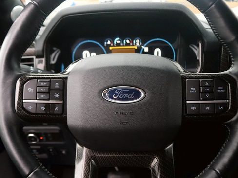 Used 2022 Ford F150 Lariat w/ Equipment Group 502A High image 19