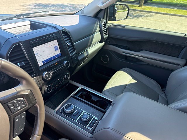 Used 2020 Ford Expedition Max Limited w/ Special Edition Package AWD/4WD image 23