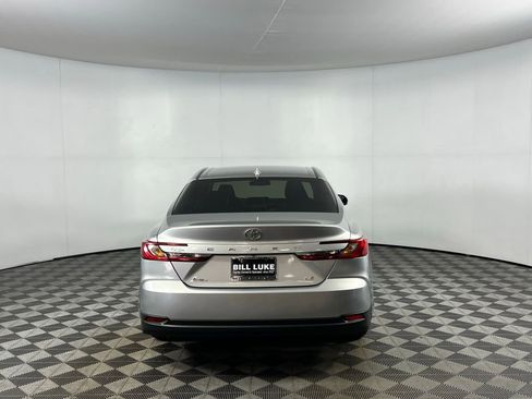 Used 2026 Toyota Camry LE image 9
