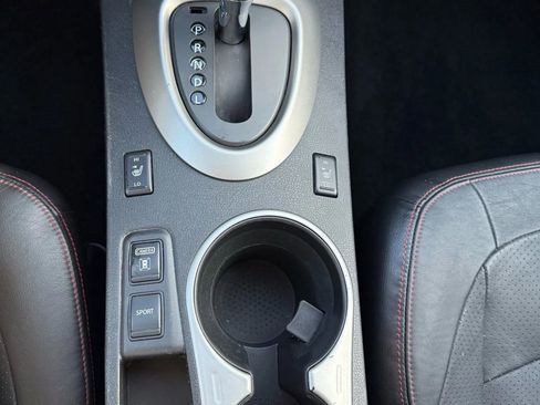 Used 2012 Nissan Rogue SL image 15