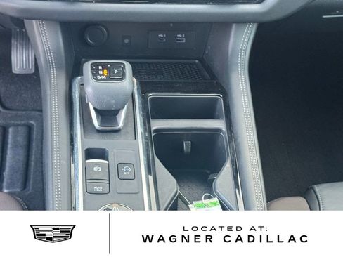 Used 2024 Nissan Pathfinder Platinum image 28