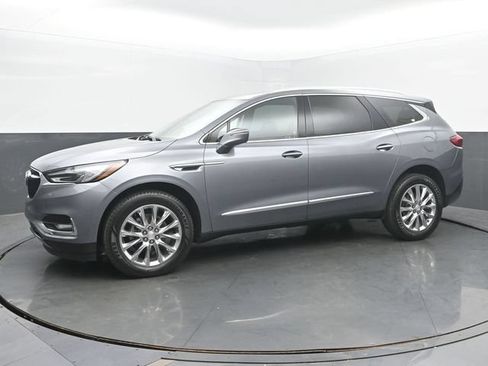 Used 2019 Buick Enclave Essence w/ Trailering Package, 5000 lbs. FWD image 2