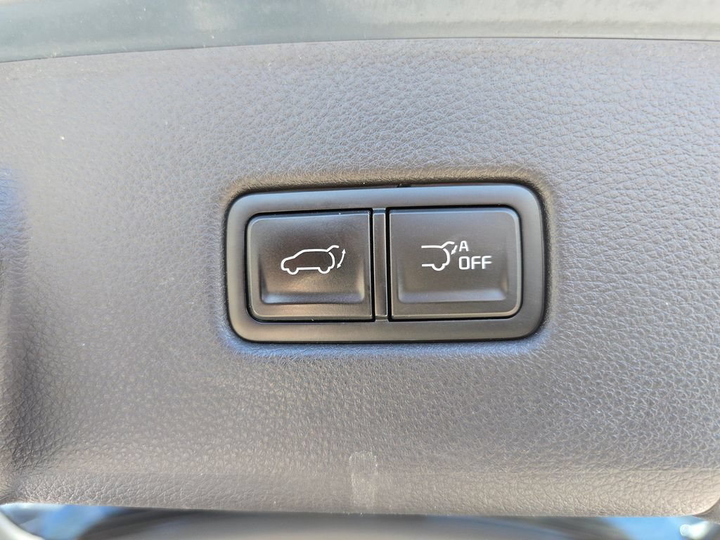 Used 2022 Kia Carnival EX FWD image 26